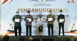 PENGANUGERAHAN KETERBUKAAN INFORMASI PUBLIK