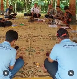 PELATIHAN BERTAJUK 
